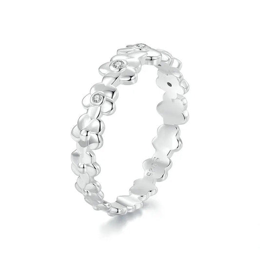 Bague fleur pavée de zircones cubiques